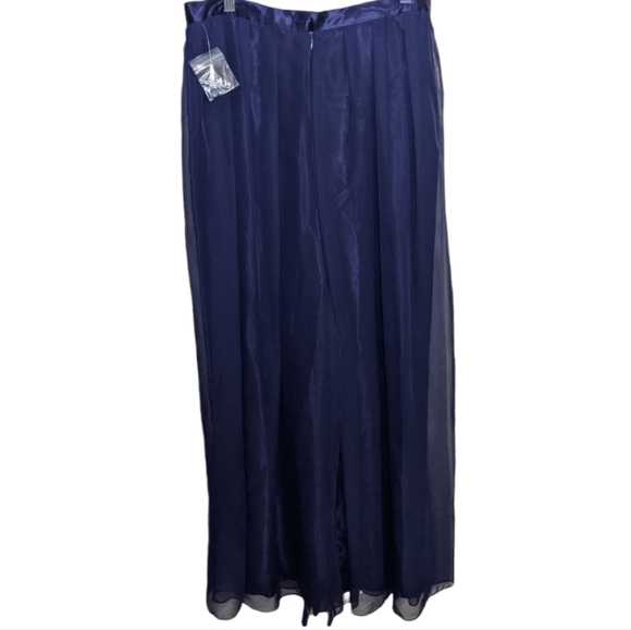 NWT Women’s Navy Blue Wide Leg Pants Size 12 🌊✨ - Picture 2 of 11